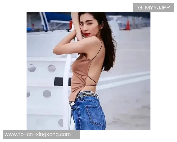 足球尤物高清展现魅力瞬间让你领略运动与美的完美结合